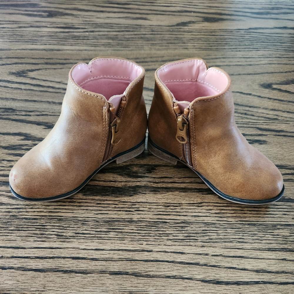 Cat & Jack Toddler Boot Lot - Picture 15 of 16